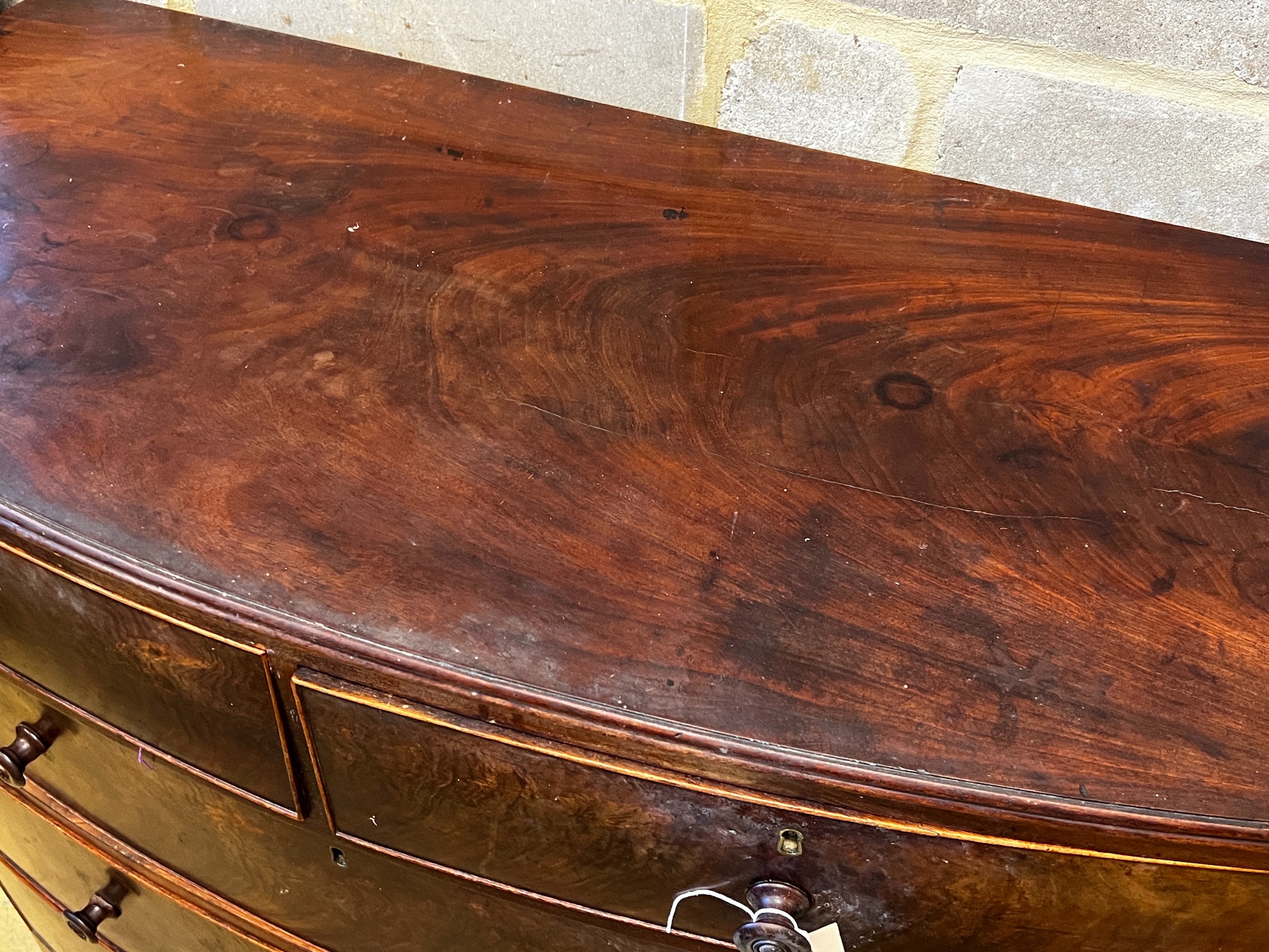 A Regency mahogany bowfront chest, width 107cm, depth 51cm, height 106cm
